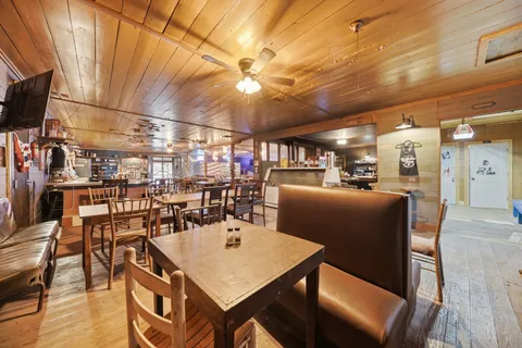 $550,000 | 12528 Farm To Market Road 109, Industry, TX 78944