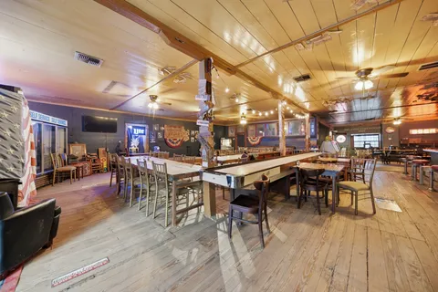 $550,000 | 12528 Farm To Market Road 109, Industry, TX 78944