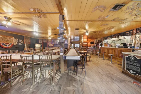 $550,000 | 12528 Farm To Market Road 109, Industry, TX 78944