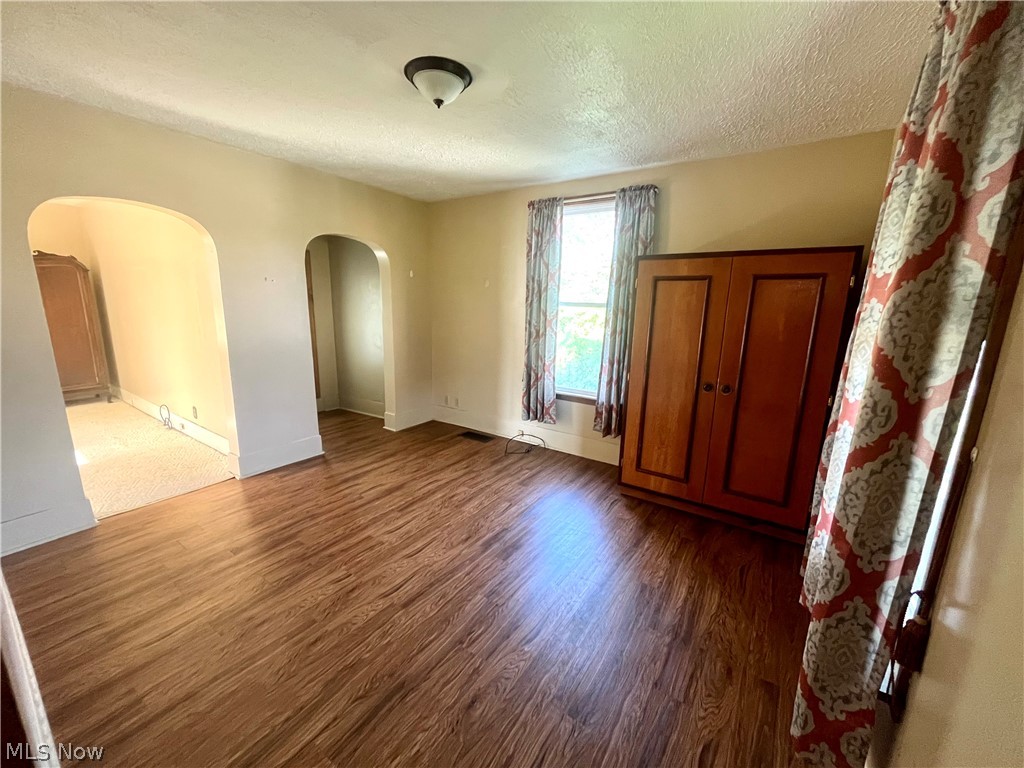 55500 National Road Bridgeport, OH 43912 - Photo 9 of 17