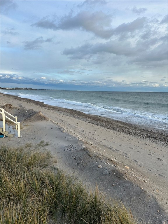 240 Cards Pond Road South Kingstown, RI 02879 - Photo 18 of 20