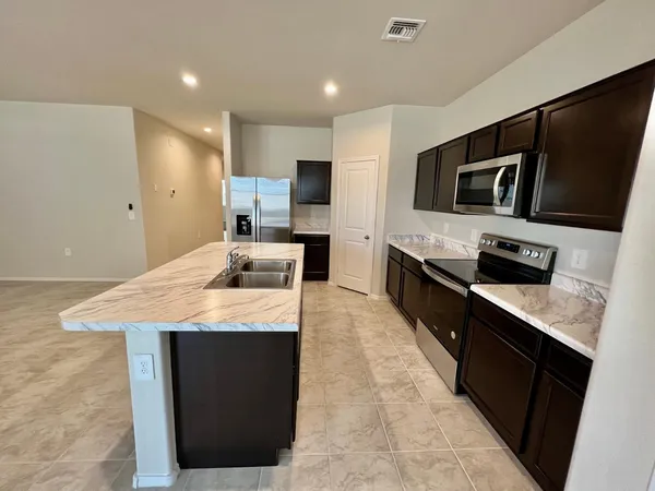 $1,800 | 1304 West Byrd Avenue, Coolidge, AZ 85128