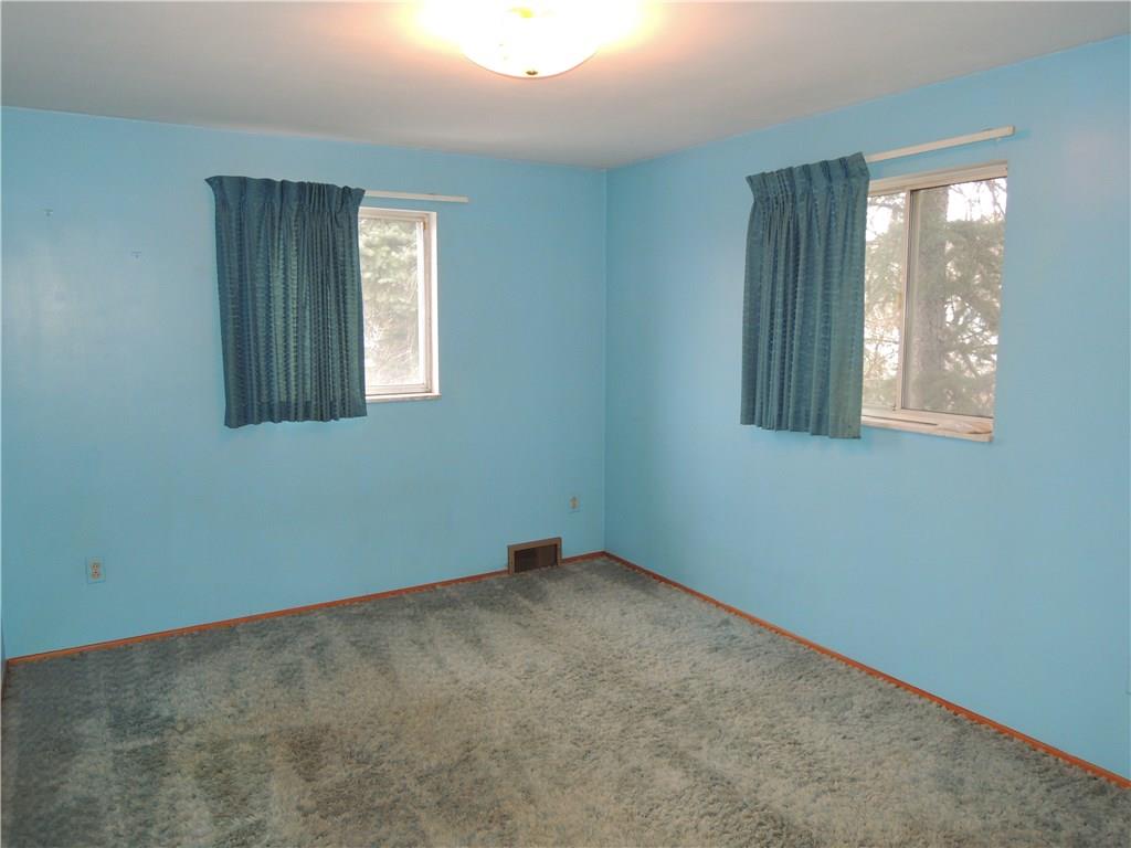 217 Cochran Road Mt. Lebanon, PA 15228 - Photo 12 of 14 Gallery Image 12