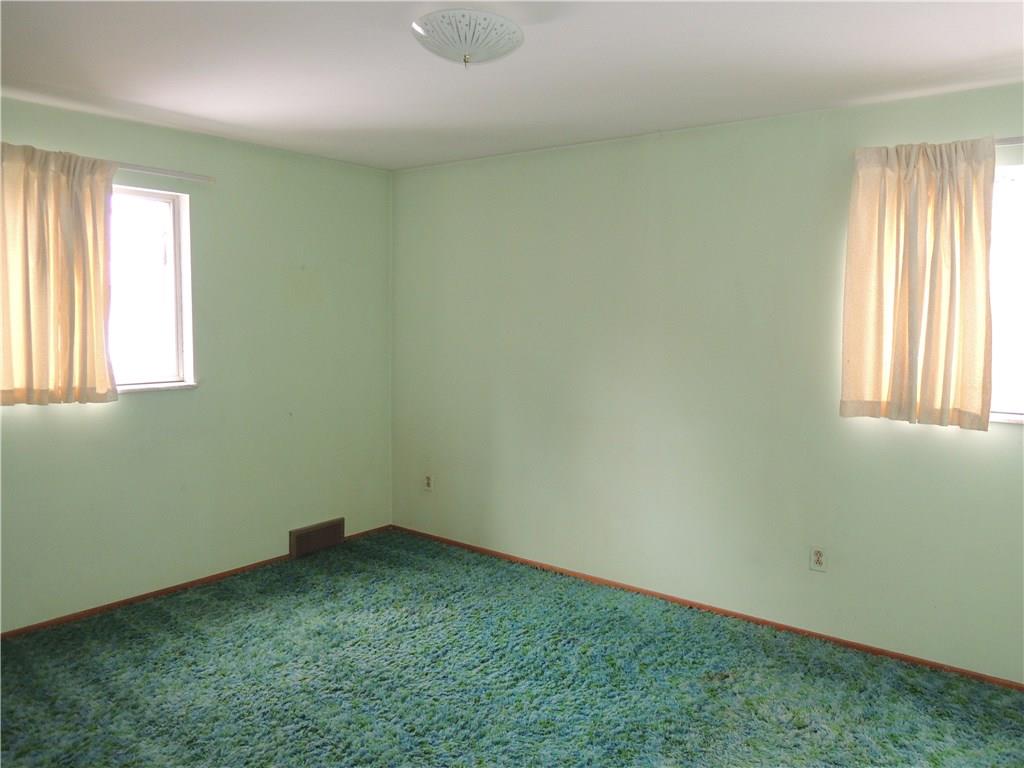 217 Cochran Road Mt. Lebanon, PA 15228 - Photo 10 of 14 Gallery Image 10