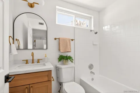 $1,275,000 | 11131 Negley Avenue, San Diego, CA 92131