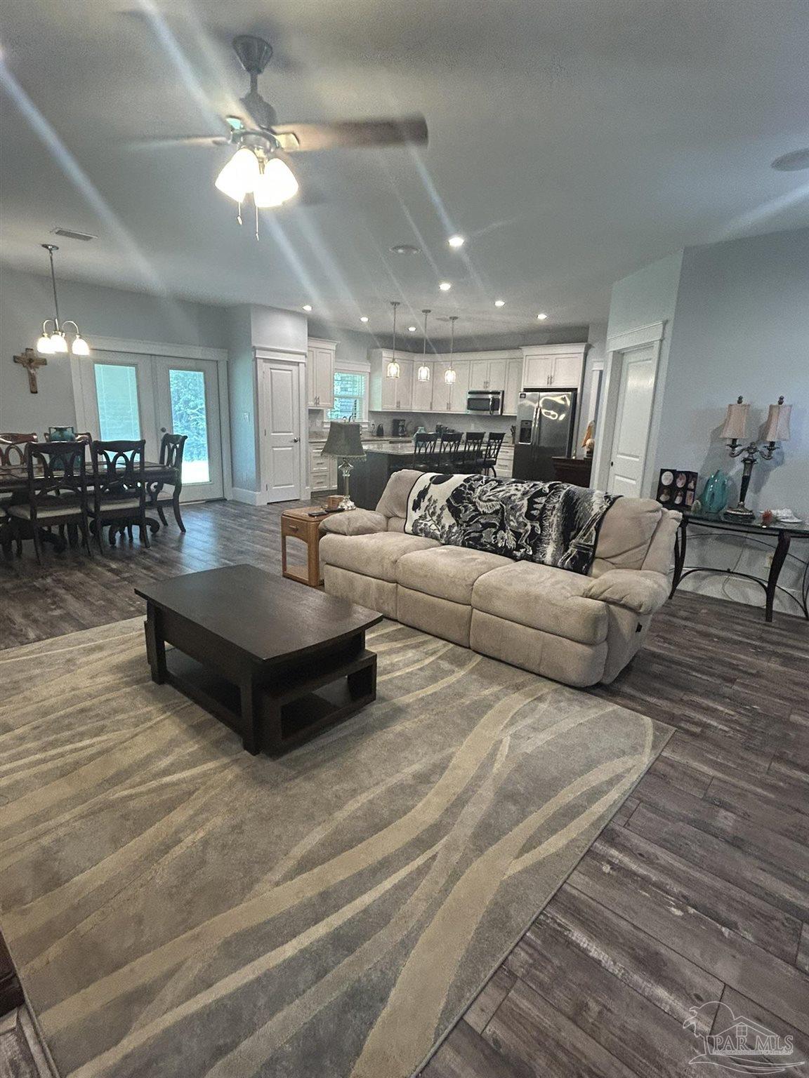 244 Santa Rosa Road Cantonment, FL 32533 - Photo 5 of 17