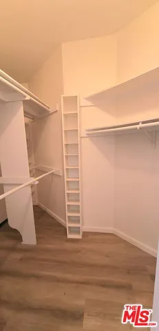 a view of parking area