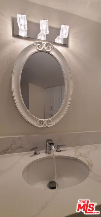 1557 South Beverly Glen Boulevard, Unit 104 Los Angeles, CA 90024 - Photo 39 of 44