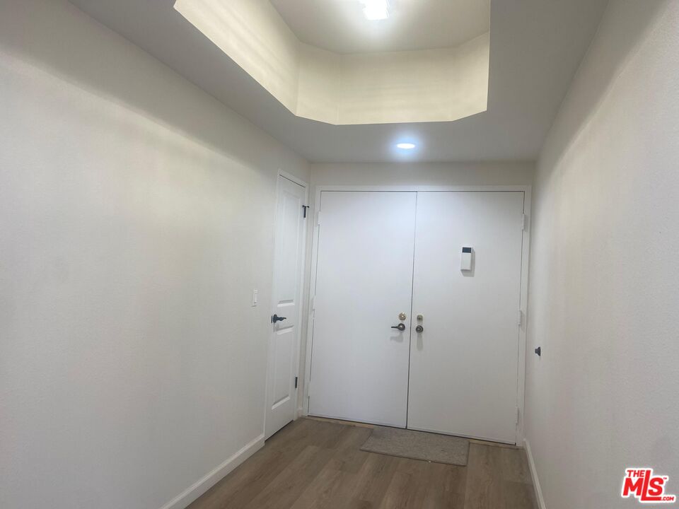 1557 South Beverly Glen Boulevard, Unit 104 Los Angeles, CA 90024 - Photo 8 of 44