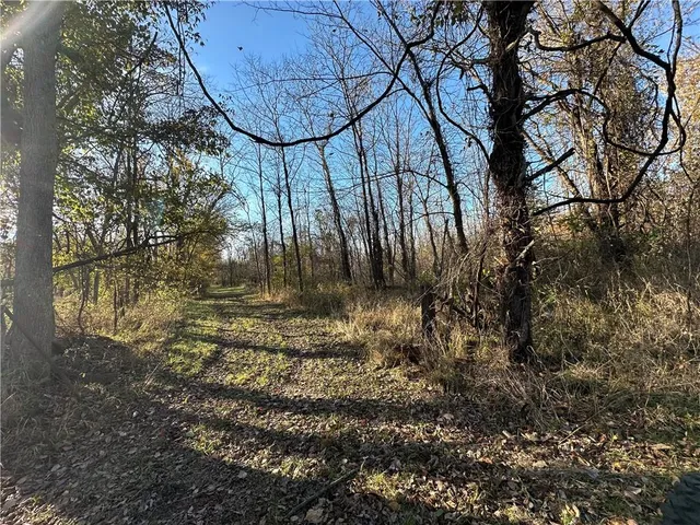 $825,000 | 28800 East Atherton Sibley Road, Sibley, MO 64088