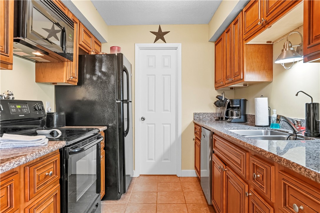 2513 Demere Road, Unit 8 St. Simons Island, GA 31522 - Photo 17 of 28