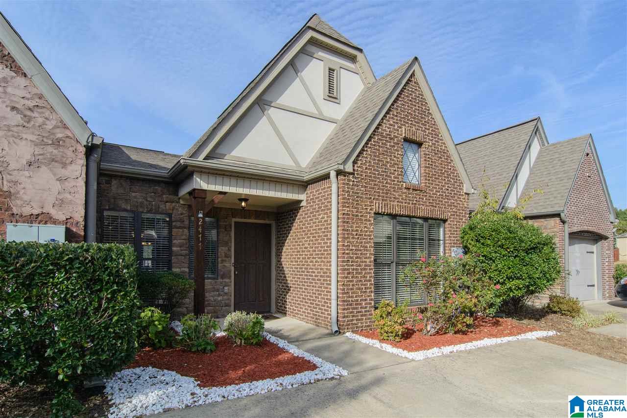 2477 Ridgemont Drive Birmingham, AL 35244 - Photo 2 of 27