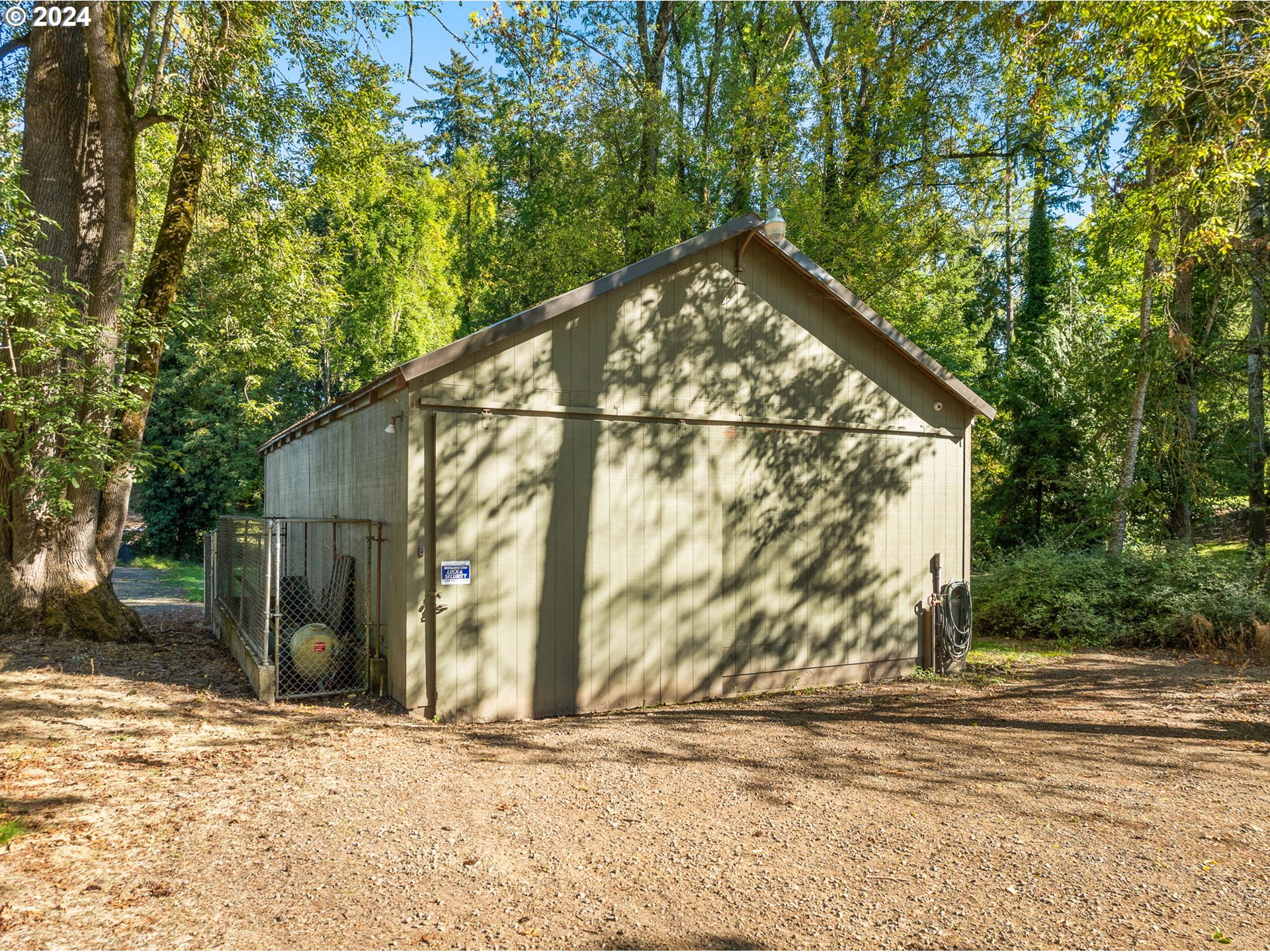10469 Crosby Road Northeast Woodburn, OR 97071 - Photo 36 of 43 Gallery Image 36