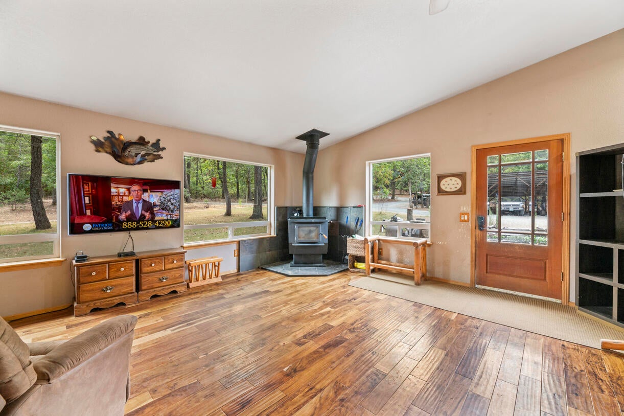 1844 Draper Valley Road Selma, OR 97538 - Photo 26 of 44 26