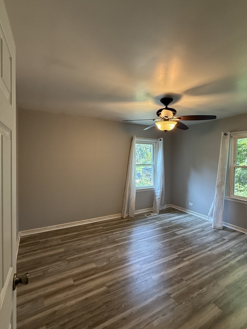 47 West Algonquin Road Des Plaines, IL 60018 - Photo 18 of 56 Gallery Image 18