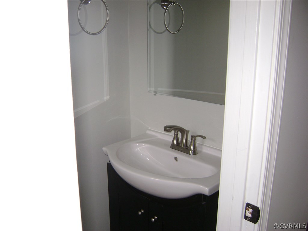 10211 Greglynn Road Chesterfield, VA 23236 - Photo 21 of 26 Gallery Image 21