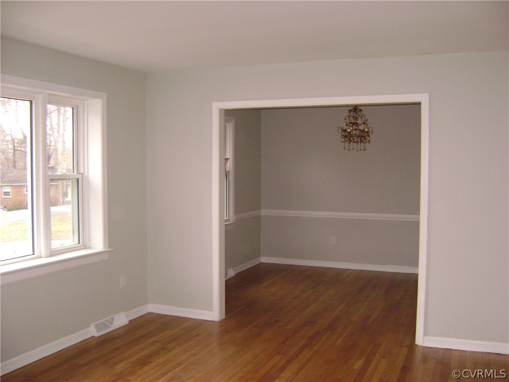 10211 Greglynn Road Chesterfield, VA 23236 - Photo 3 of 26 Gallery Image 3