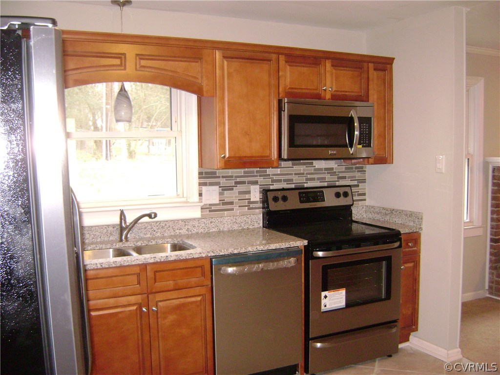 10211 Greglynn Road Chesterfield, VA 23236 - Photo 5 of 26 Gallery Image 5