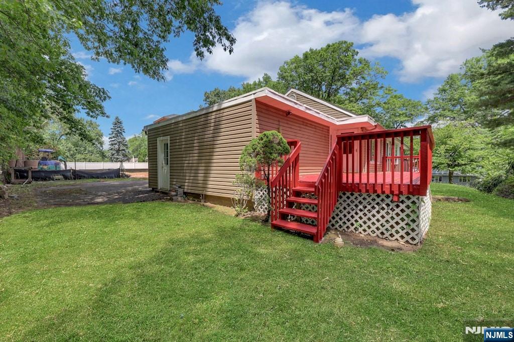 36 Benton Road Paramus, NJ 07652 - Photo 26 of 27