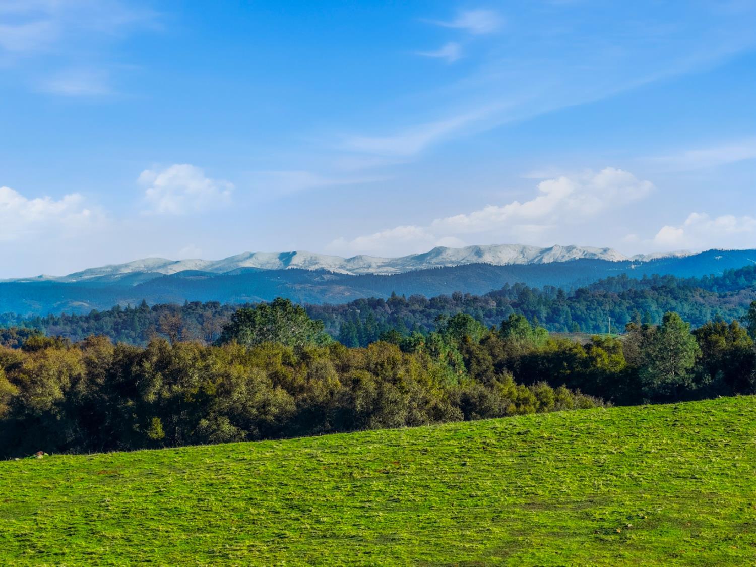 11777 Shenandoah Road Plymouth, CA 95669 - Photo 11 of 43 a view of lake and mountain