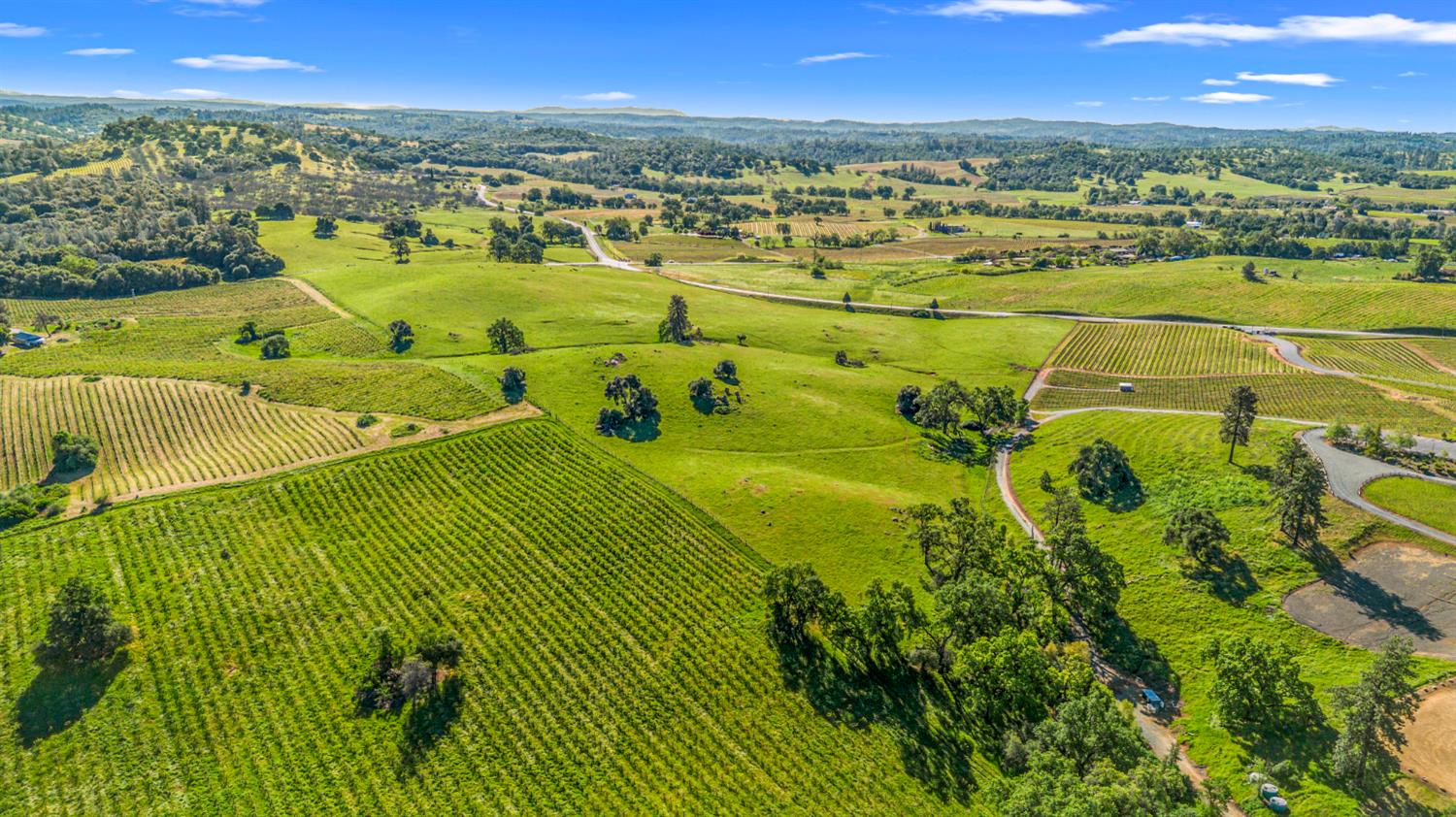 11777 Shenandoah Road Plymouth, CA 95669 - Photo 28 of 43 a view of an outdoor space and a lake view