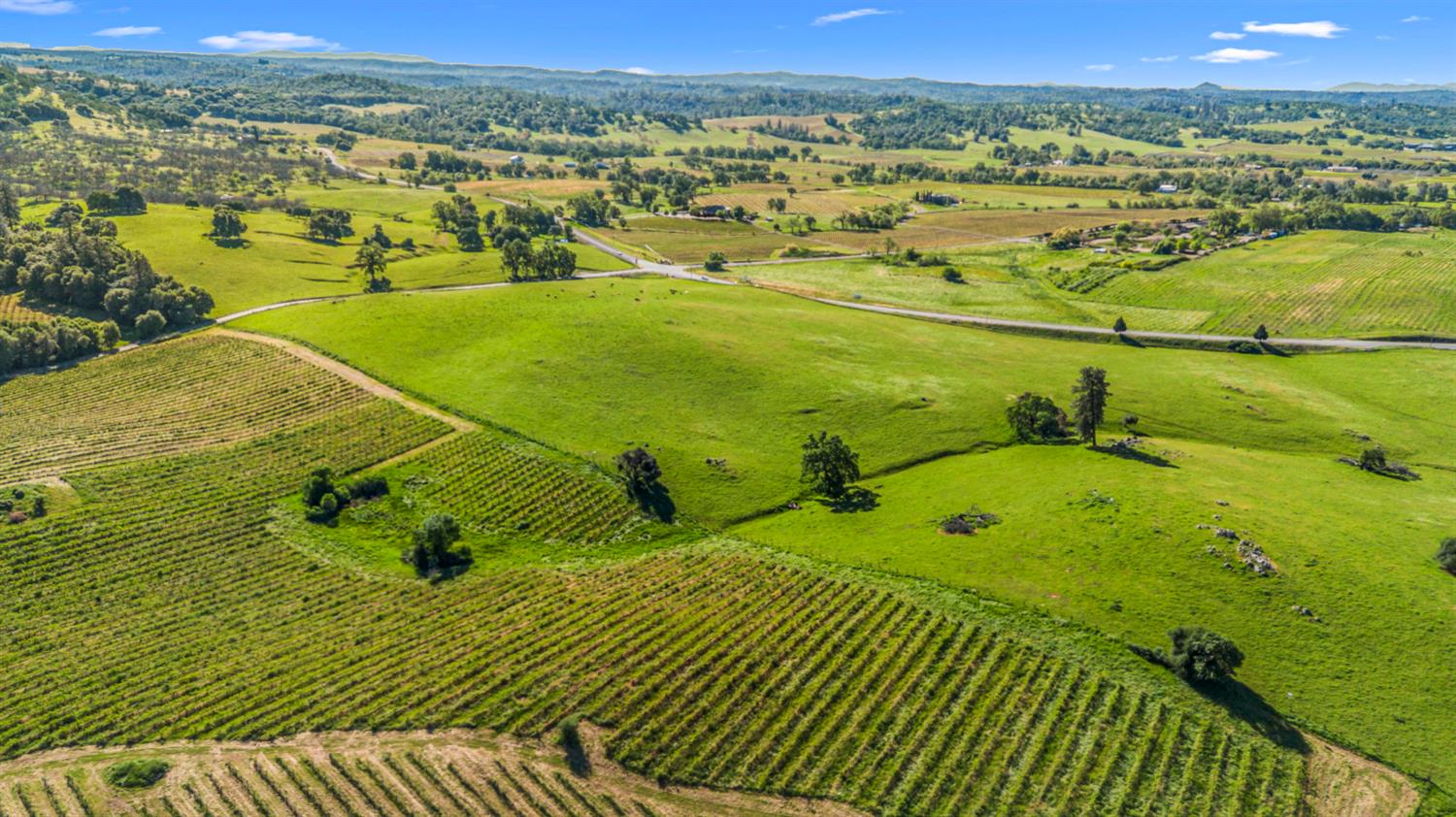 11777 Shenandoah Road Plymouth, CA 95669 - Photo 29 of 43 a view of an outdoor space and a lake view