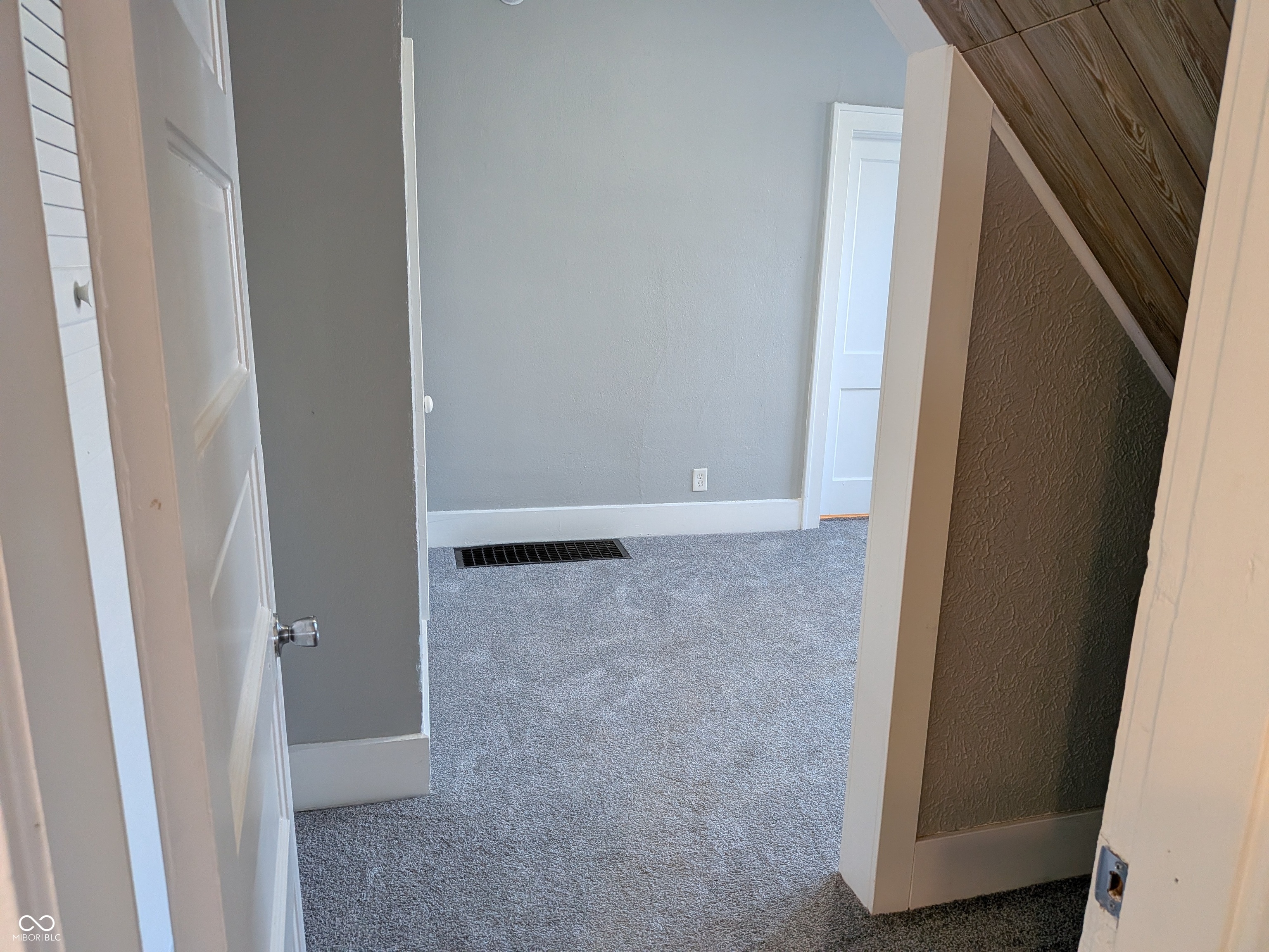 3432 Hamilton Place Anderson, IN 46013 - Photo 10 of 31