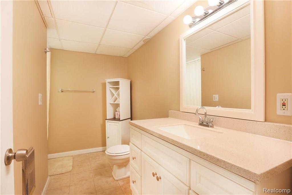 693 Bolinger Street Rochester Hills, MI 48307 - Photo 15 of 21
