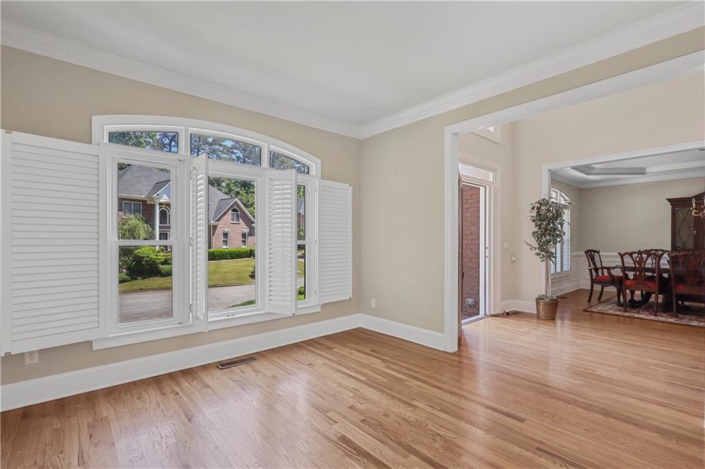 2381 Oak Grove Meadows Decatur, GA 30033 - Photo 7 of 48 Gallery Image 7