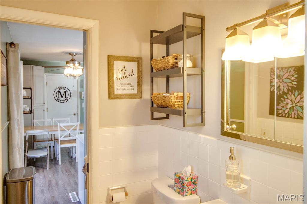 4806 Sandy Court Alton, IL 62002 - Photo 13 of 32