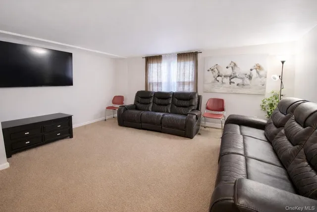 $999,000 | 9 Benedict Lane, Unit 57, New Windsor, NY 12553