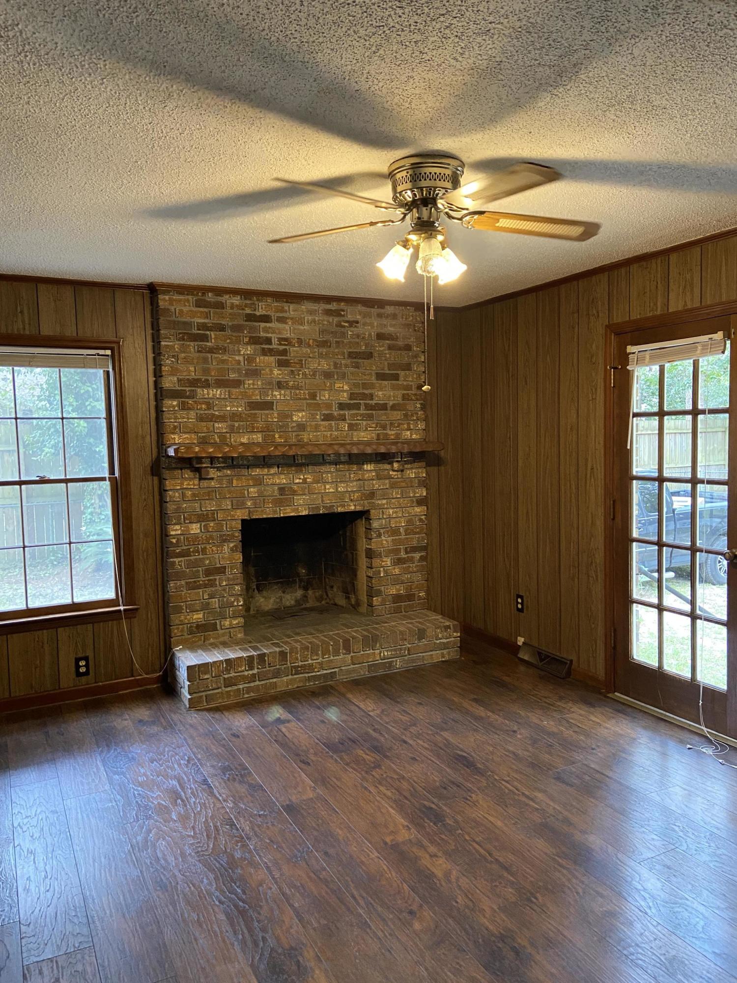 105 Spring Street Summerville, SC 29485 - Photo 9 of 18 105 Spring pic8