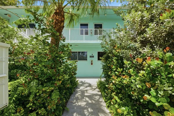 $1,800 | 127 Northwest 74th Street, Unit 4, Miami, FL 33150