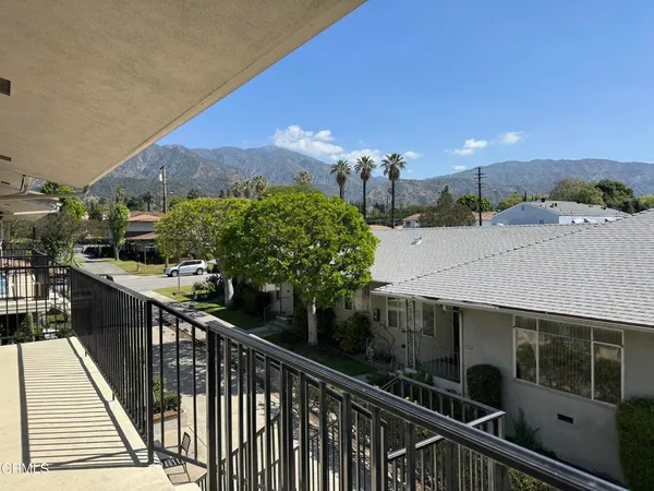 $2,650 | 520 Linwood Avenue, Unit D, Monrovia, CA 91016