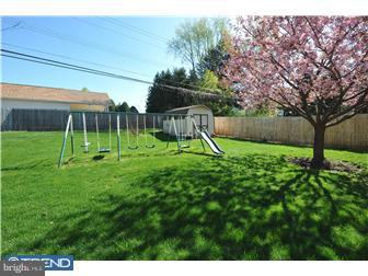 1423 Sinkler Road Warminster, PA 18974 - Photo 12 of 12 Exterior Back