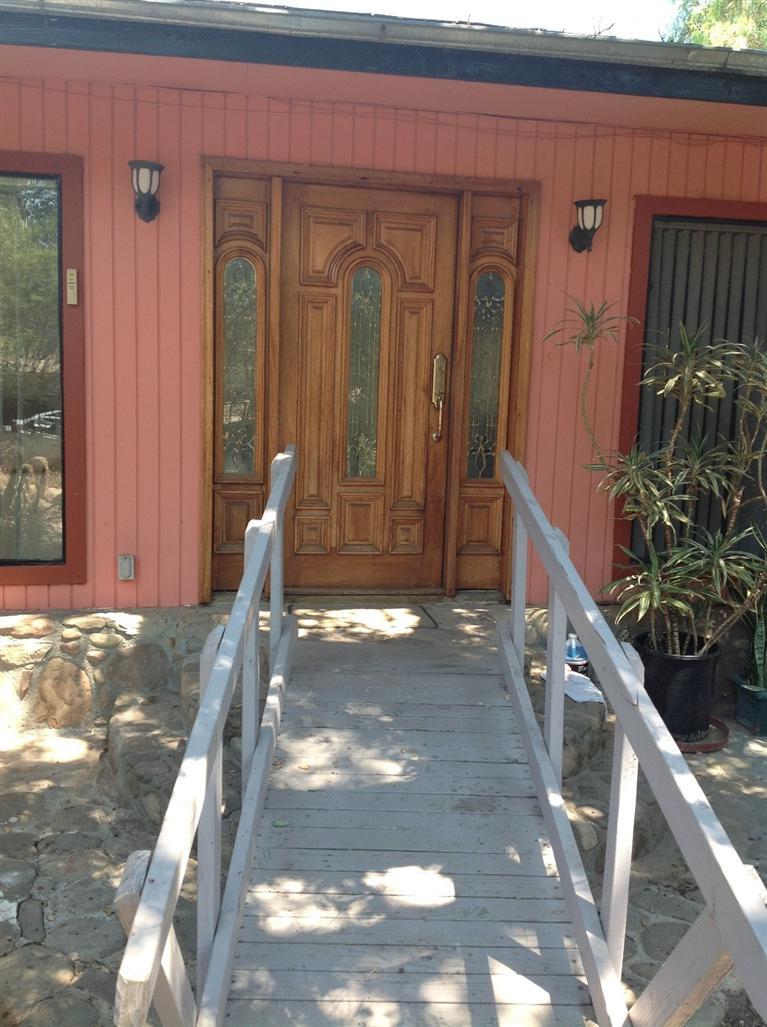 832 Oso Road Ojai, CA 93023 - Photo 2 of 39 Gallery Image 2