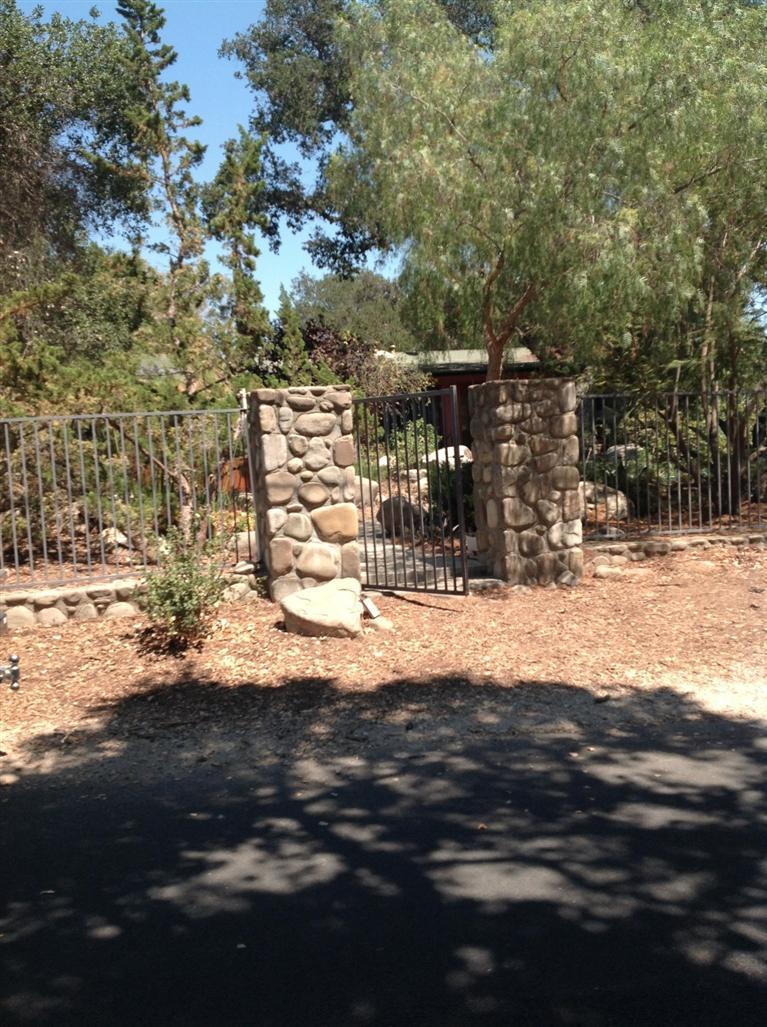 832 Oso Road Ojai, CA 93023 - Photo 3 of 39 Gallery Image 3