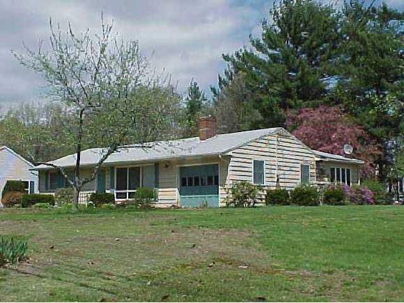 109 Blacksnake Road Seabrook, NH 03874 - Photo 1 of 1