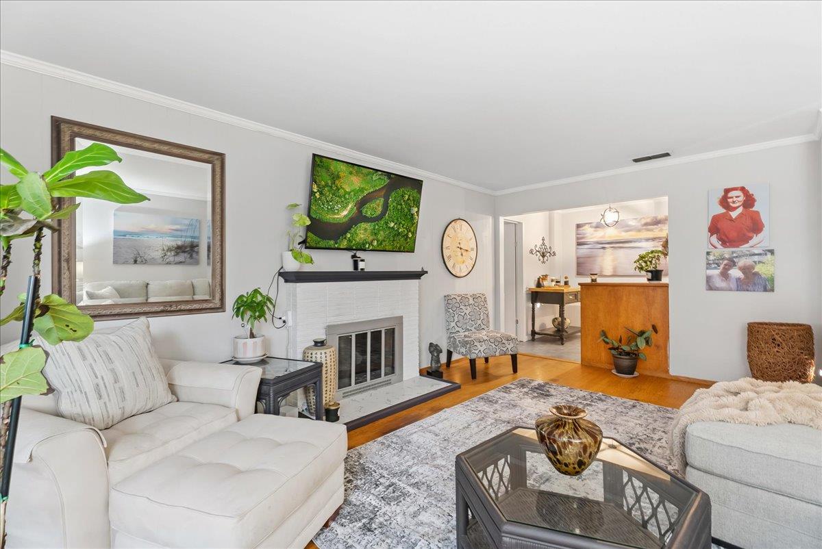 10249 Rinda Drive Rancho Cordova, CA 95670 - Photo 6 of 43