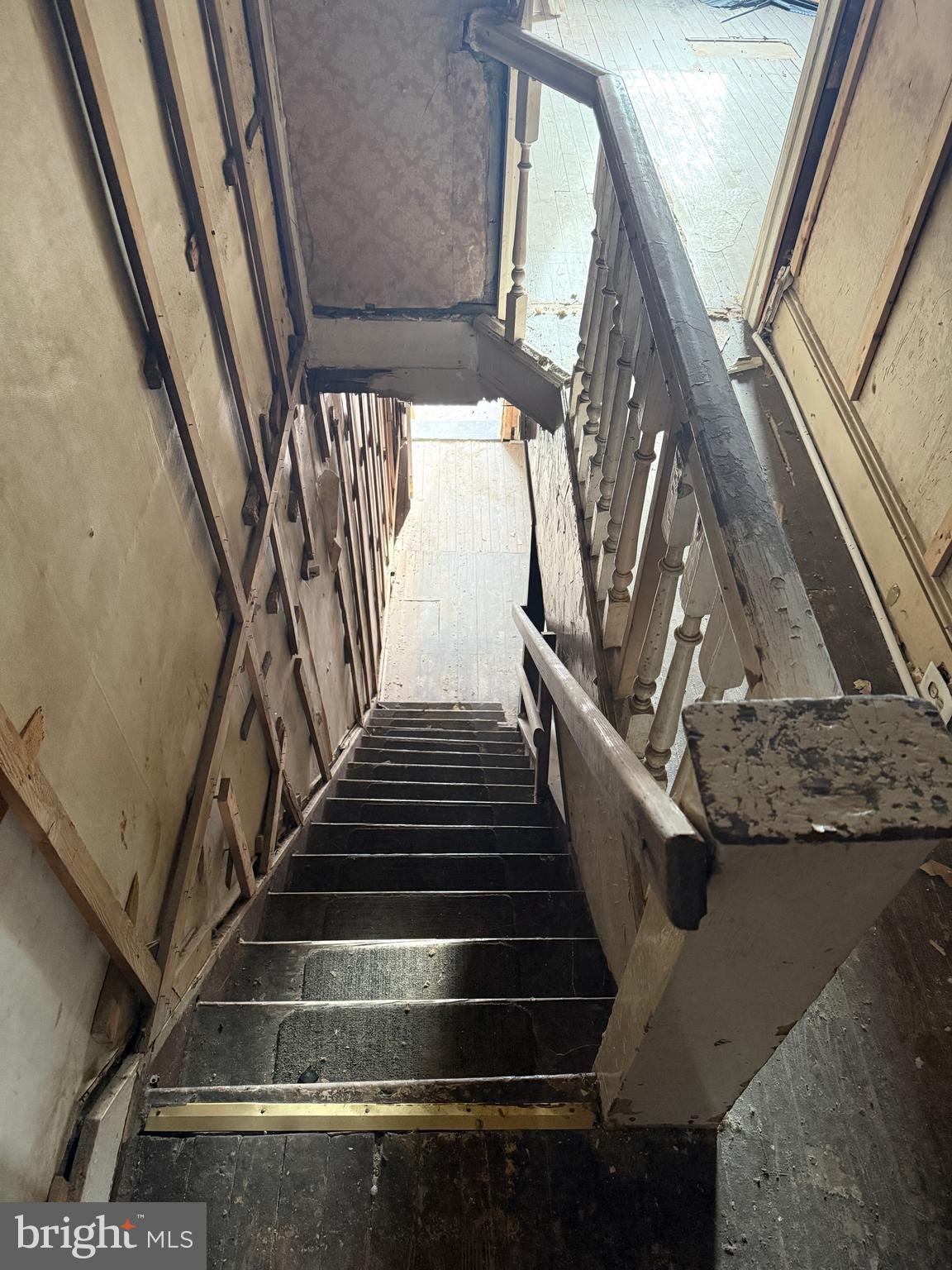 6327 Wheeler Street Philadelphia, PA 19142 - Photo 36 of 36 a view of entryway