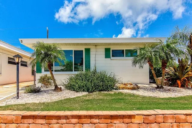 $8,970 | 6020 Midnight Pass Road, Unit 1, Sarasota, FL 34242