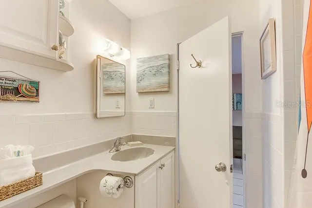 $8,970 | 6020 Midnight Pass Road, Unit 1, Sarasota, FL 34242