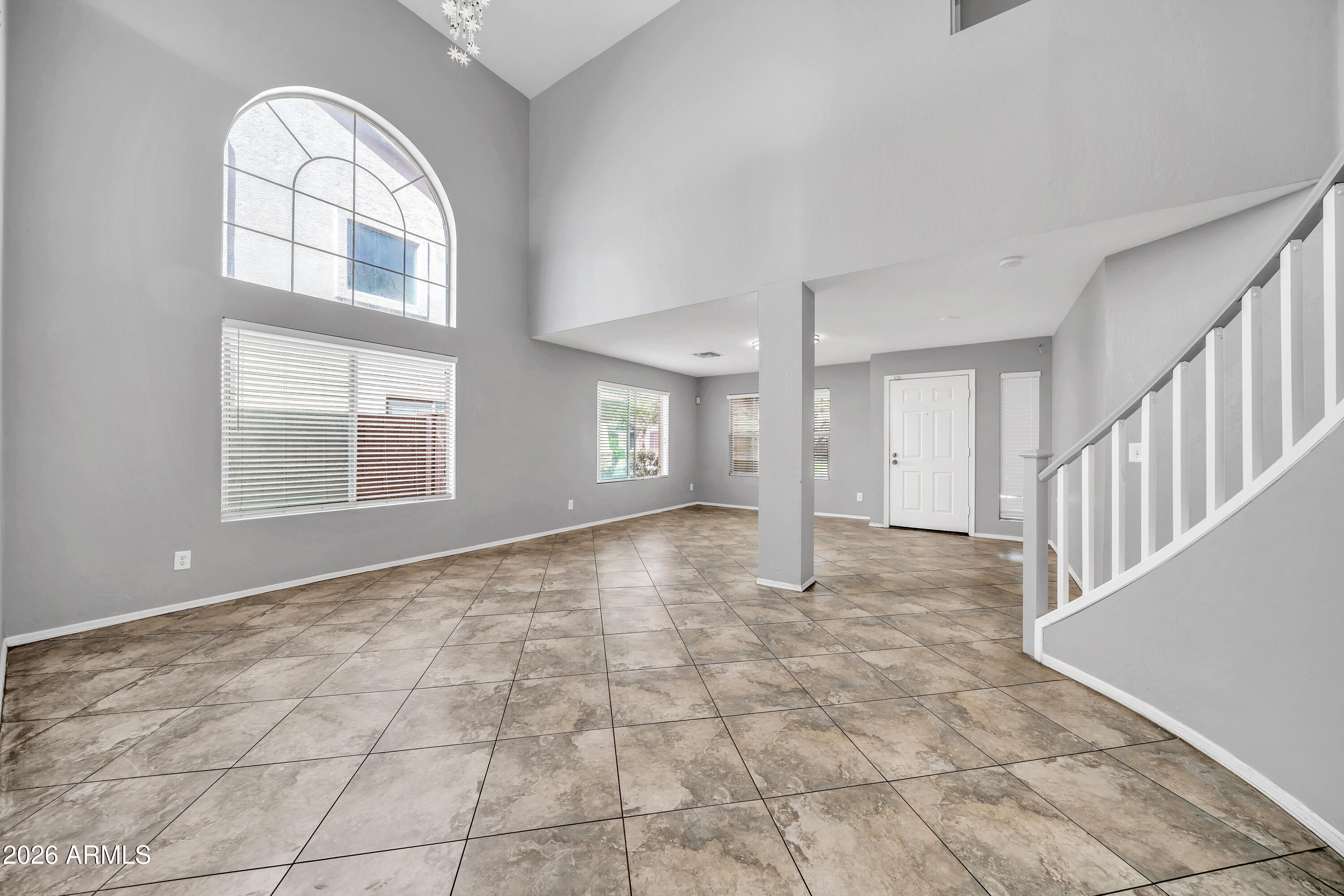 2913 West Fremont Rd. Phoenix, AZ 85041 - Photo 2 of 26 Large Front Room