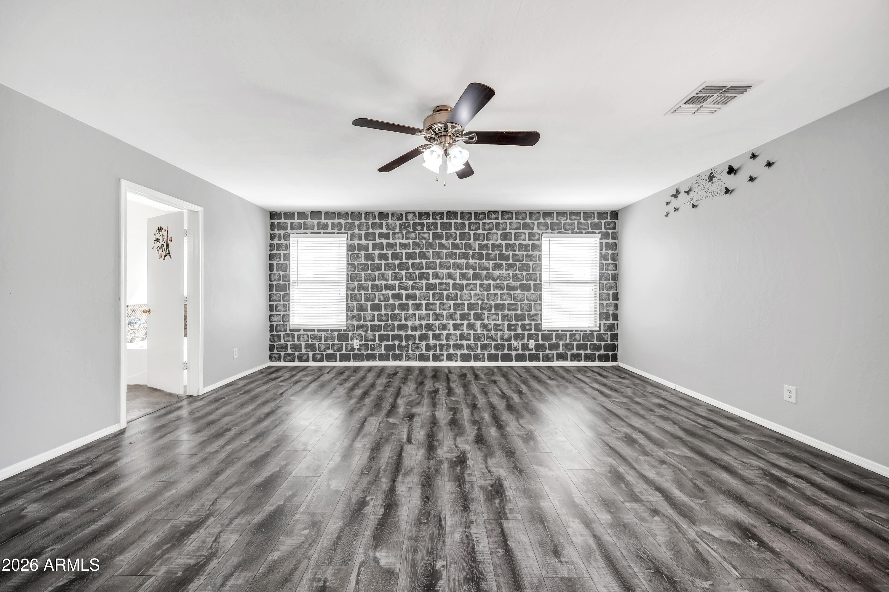 2913 West Fremont Rd. Phoenix, AZ 85041 - Photo 8 of 26 Primary Downstairs 1