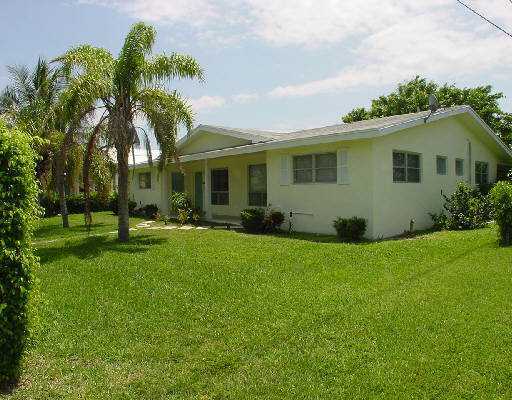 2260 Northeast 37th Street Lighthouse Point, FL 33064 - Photo 1 of 6 Primary Photo
