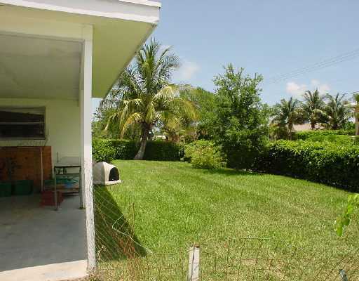 2260 Northeast 37th Street Lighthouse Point, FL 33064 - Photo 5 of 6 Additional Photo