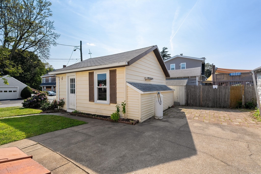 45 Moffat Road Quincy, MA 02169 - Photo 38 of 41 Gallery Image 38