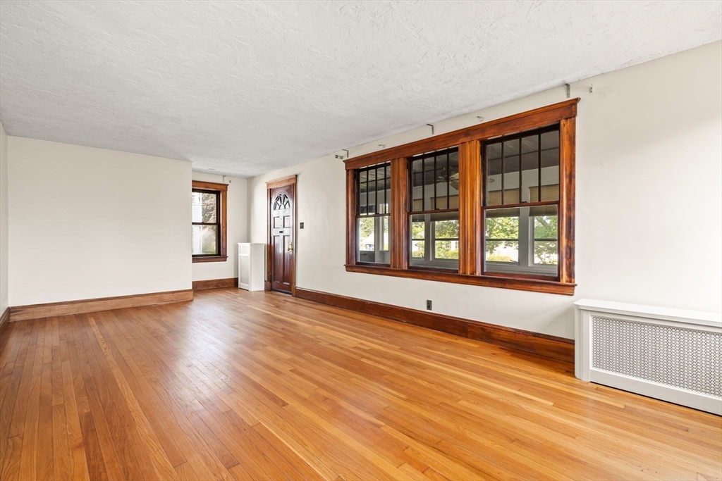 45 Moffat Road Quincy, MA 02169 - Photo 7 of 41 Gallery Image 7