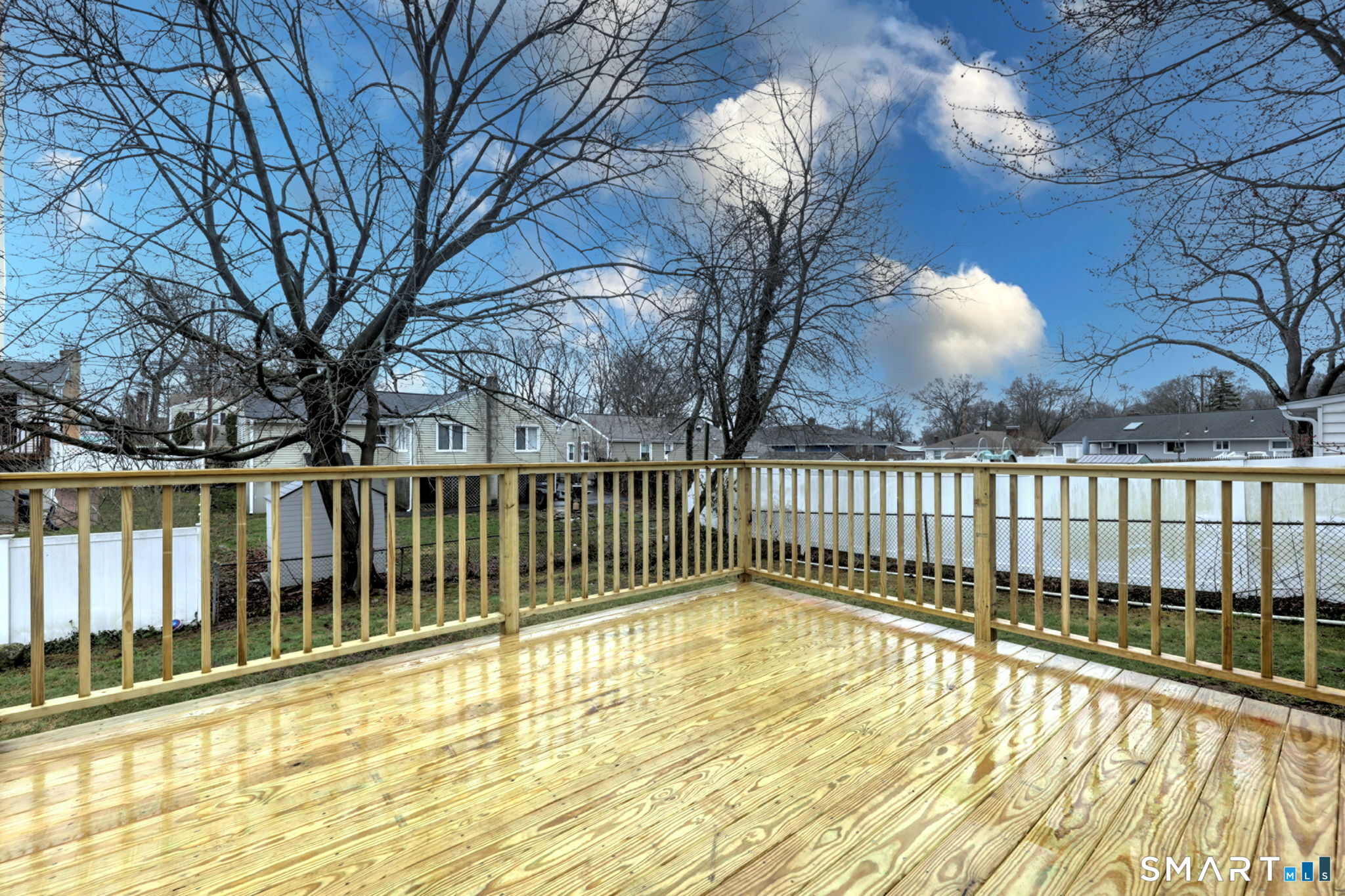 19 Harding Avenue West Haven, CT 06516 - Photo 36 of 39 a view of a balcony with a pot
