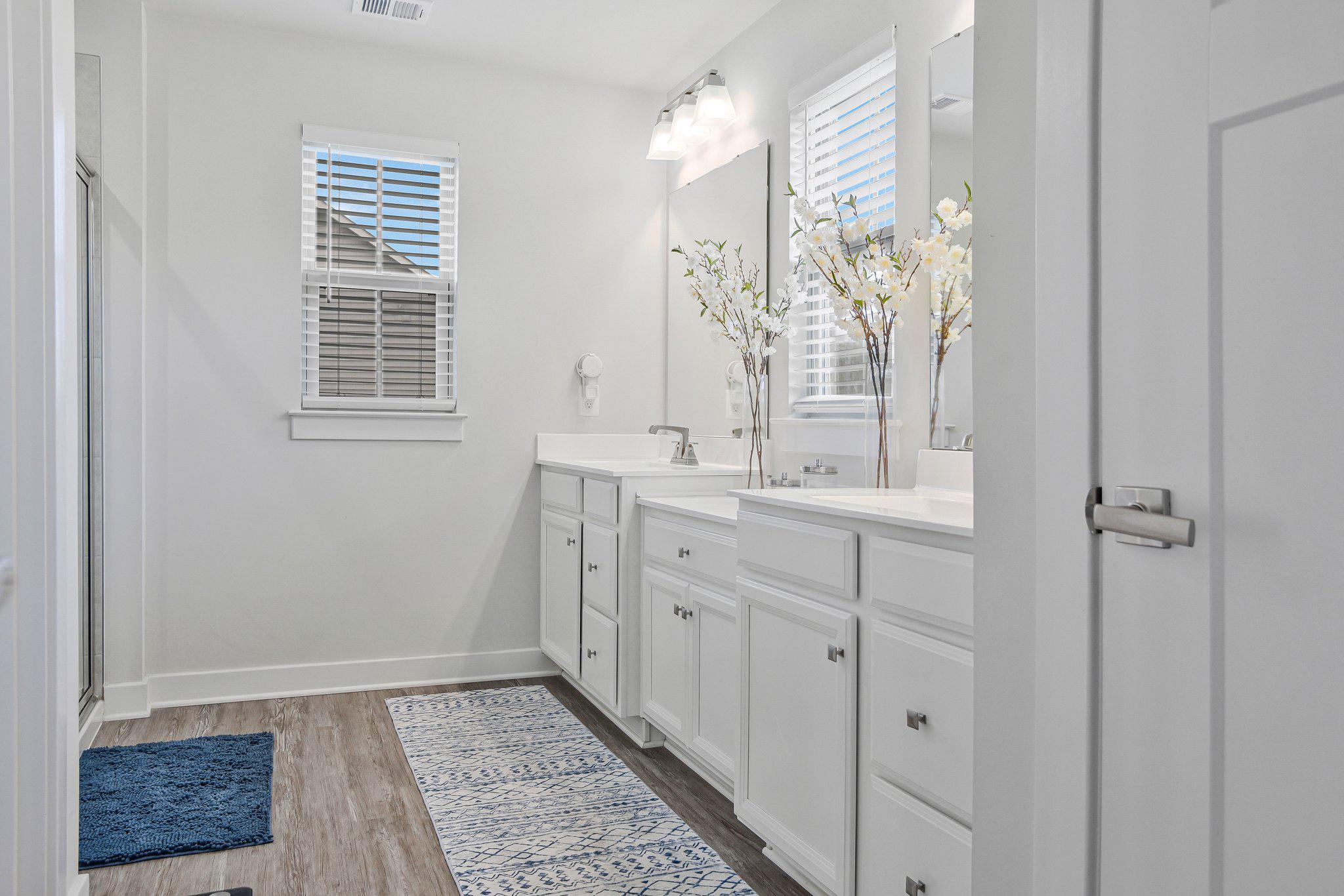 3917 Emory Ridge Road Brandywine, MD 20613 - Photo 30 of 60 Primary bath w/separate vanities & water closet